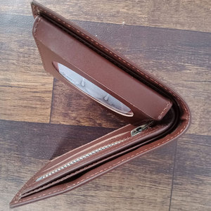 Portefeuille en cuir de vachette fait main durable pour homme, portefeuille en cuir à poils, design fin, portefeuille à deux volets, cuir de qualité supérieure - Product Image 5