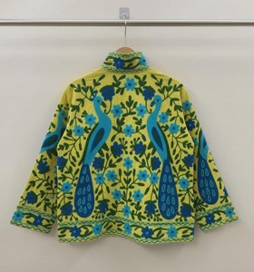 Veste en velours brodée à la main de style vintage Suzani, broderie paon, manteau bohème, vêtement d'extérieur artisanal indien, blazer d'hiver - Product Image 3