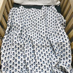 Belle collection de couettes Kantha en coton doux et confortables faites à la main pour nouveau-né imprimé floral pour l'hiver à la maison et à l'hôtel - Product Image 1