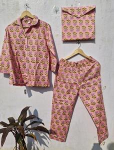 Conjunto de Pijama Floral para Damas de Honor, Personalizado, de Jersey de Algodón, Cuello en V, Cierre con Cordón, Transpirable, Suave, de Longitud Completa - Product Image 4