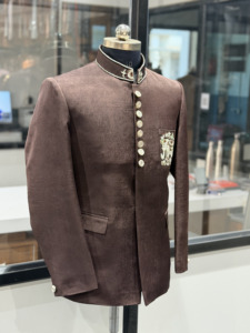 Chaqueta Sherwani Indo-Occidental de Lujo para Hombre con Bordado de Elefantes – Blazer Bandhgala de Diseñador para Novio y Uso Festivo - Product Image 5