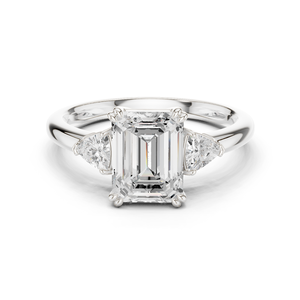 Bague de fiançailles de luxe vintage en argent sterling avec diamant de laboratoire taille émeraude pour femme - Product Image 1