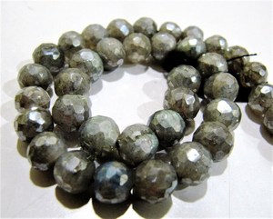 Cuentas Redondas Facetadas de Labradorita Gris Natural con Recubrimiento Mystic AB de 6-7 mm, Hebras de 13 Pulgadas de Largo para la Fabricación de Joyas - Product Image 3