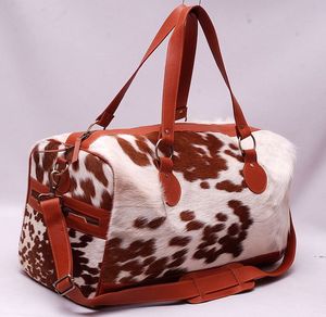 Sac de voyage en cuir de vachette noir et blanc, rectangulaire, avec fermeture éclair, poignée supérieure, tendance, pour homme, capacité 77L, résistant à l'eau - Product Image 6