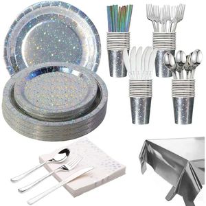 Kit di 201 Pezzi per Feste: Set di Posate in Plastica Monouso con Piatti di Carta, Cannucce e Tovaglie - Product Image 1