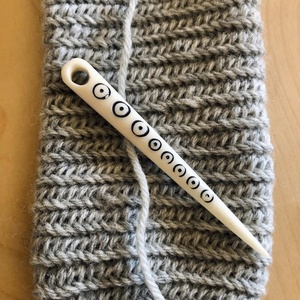 Luxury Handmade Buffalo Bone Needle Weaving Needles Polished Natural Crafts Souvenir for Handweaving Cloth needle at best price - Product Image 1