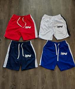 Shorts de sport personnalisés pour hommes 100% polyester séchage rapide, décontractés pour l'été, entraînement en salle de sport, avec bande latérale et taille élastique à cordon de serrage - Product Image 1