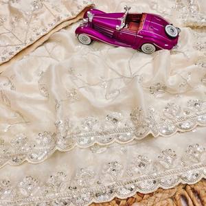 Pallu de boda de calidad original con cuentas pesadas auténticas, moti y hilos, con bordes de trabajo artesanal de fantasía. - Product Image 5