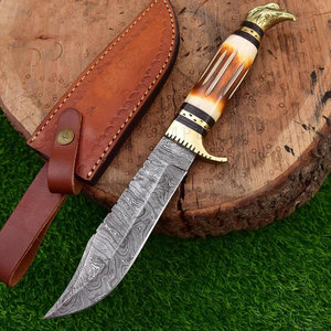 Nueva Edición Cuchillo de Caza de Acero de Damasco de 12 pulgadas Hecho a Mano con Mango de Hueso de Camello Grabado, Cuchillo Bowie de Acero de Damasco Forjado a Mano - Product Image 3