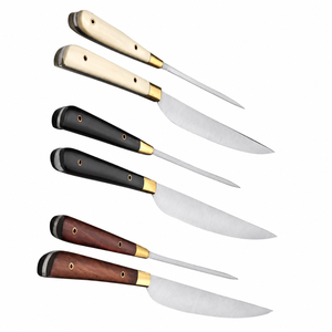 Juego de Seis Cuchillos para Trinchar Carne con Hojas Plateadas, Mangos Negros y Marrones Naturales, y Embellecedores Dorados para Preparación de Alimentos en la Cocina - Product Image 5