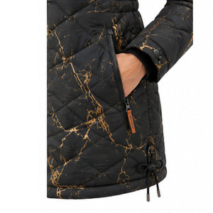 Veste parka d'aventure pour femmes, avec tissu résistant à l'eau, capuche en fausse fourrure et construction durable pour les températures froides - Product Image 5