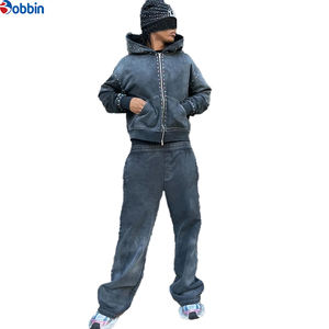 Conjunto Deportivo para Hombre BOBBIN INDUSTRIES, Sudadera con Cierre y Pedrería, Pantalones Deportivos con Corte Acampanado, Lavado Ácido, 2 en 1, Poliéster/Algodón, Última Tendencia - Product Image 3