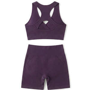 Ensemble de sport 2 pièces pour femmes actives, haut et short de yoga, tenue extensible et respirante pour la salle de sport, l'exercice, la remise en forme et la course à pied - Product Image 2