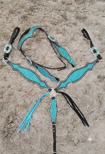 Juego de arreos para caballo de cuero con pedrería de cristal personalizada, cabezada y pechera de cuero natural suave, diseños personalizados, duradero y ligero - Product Image 4
