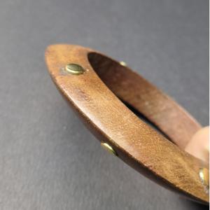 Lot de 2 bracelets fins en bois naturel avec petits rivets en laiton – Bracelets empilables de style tribal minimaliste - Product Image 6