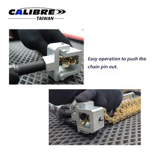 Juego de Herramientas Compacto para Romper y Remachar Cadenas de Motocicleta TAIWAN CALIBRE - Product Image 5