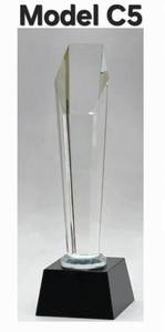 Trofeo Obelisco de Cristal Modelo C5 con Base Negra Grabado con Láser para Colección de Regalos Empresariales - Product Image 3