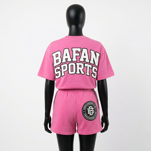 Ensemble haut et short en coton éponge premium 240 GSM, rose, avec logo en chenille personnalisé - Product Image 3