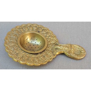 Brass <b>Tea</b> Strainer With Decorative Handle And Perforated Bowl Traditional <b>Loose</b> Leaf <b>Tea</b> <b>Infuser</b> Reusable Metal Filter - Product Image 1