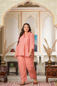 Pyjama décontracté rose en coton cambre imprimé floral, col chemise, manches trois quarts, grande taille, pour femme, vente en gros - Product Image 4