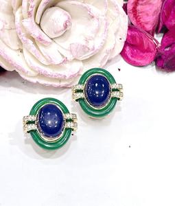 Boucles d'oreilles clous en laiton plaqué or de qualité supérieure avec moissanite, style tendance pour femmes et jeunes filles, idéales pour les soirées - Product Image 2