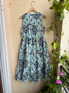 Vestido de manga Ikat con estampado de algodón Floral Vintage de verano con detalle de borlas bordadas Vestido maxi de algodón indio Cintura natural - Product Image 4