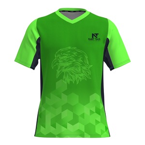 Vêtements de sport confortables pour hommes, uniforme de football 100% polyester, uniforme de football sur mesure pour hommes - Product Image 1