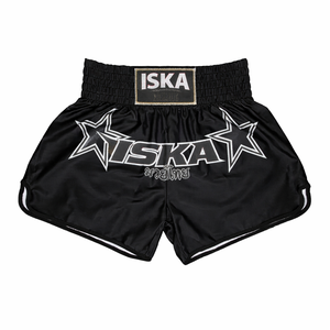 กางเกงขาสั้นออกกำลังกายเอวสูงยืดหยุ่น ระบายอากาศได้ดี ผลิตจากโพลีเอสเตอร์ 100% พร้อมโลโก้ด้านหน้า เหมาะสำหรับการฝึกมวยไทยและศิลปะการต่อสู้ - Product Image 2