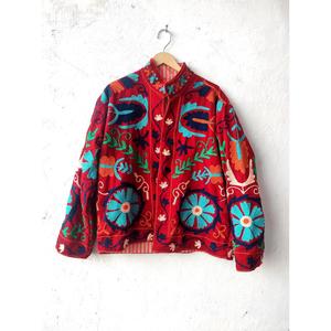 Chaqueta Corta de Algodón Bordada con Suzani Rojo para Mujer, Estilo Bohemio Étnico con Flores Coloridas - Product Image 1
