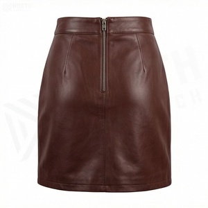 Jupe crayon mini en similicuir taille haute pour femme avec fente latérale, couleur unie, design brillant, à porter toute l'année - Product Image 2