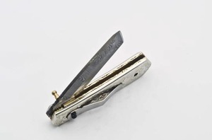 Couteau de poche artisanal en acier Damas de qualité industrielle, 8 pouces, pointe clip, lame droite, manche en acier inoxydable, bouton de pouce - Product Image 4