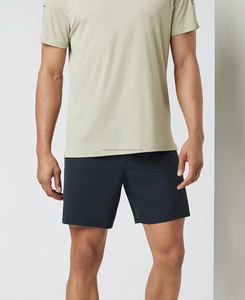 กางเกงขาสั้นสตรีทแวร์คุณภาพพรีเมียมสำหรับผู้ชาย ผ้าซาตินทอระบายอากาศได้ดี สีพื้น มีโลโก้สั่งทำได้ - Product Image 3