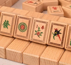 Ensemble de tuiles de mahjong en bois de qualité supérieure avec coffret de rangement en bois massif – 166 tuiles, jeu de mahjong complet, OEM, fourniture en gros personnalisée - Product Image 6