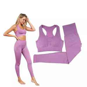 Vêtements de sport et de yoga pour femmes, en solde, tenues de yoga unies, ensemble de yoga fabriqué au Pakistan - Product Image 1
