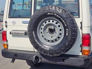 Meilleure offre LandCruiserS LC78 Troop Carrier |   4.2L Diesel Manuel |   Exportation RHD uniquement |   Véhicule tout-terrain 4x4 robuste - Product Image 6