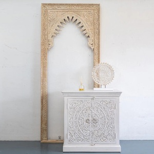 Modern Leaner Mirror for Dressing Space Elegant <b>Arched</b> Reflection with Premium Statement Presence and Charm - Product Image 3