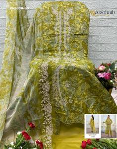 Salwar Kameez de Algodón de Primera Calidad con Estampado y Parches, con Dupatta, Nueva Colección, Compra en Línea en India - Product Image 6