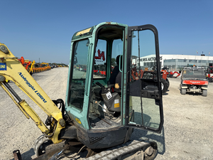 Miniexcavadora ViO25 2010 Diseñada para un Rendimiento Óptimo en el Sitio de Trabajo - Product Image 4