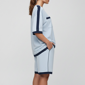 ชุดลำลองผ้าฝ้ายลินินแฟชั่นราคาส่งถูกสำหรับฤดูร้อนสำหรับผู้หญิง เสื้อยืดและกางเกงขาสั้นปักโลโก้ตามสั่ง - Product Image 5