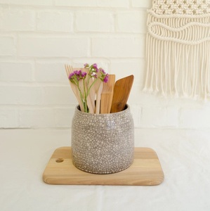 Speckled Ceramic <b>Utensil</b> <b>Holder</b> Embossed Butterfly Design Durable Glaze Finish Heat Resistant Countertop Organizer for <b>kitchen</b> - Product Image 4