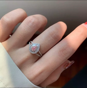 Bague de cocktail pour femme en or véritable 18 carats, plaquée rhodium, avec halo de diamants et pierre centrale rouge, bague de mariage - Product Image 2