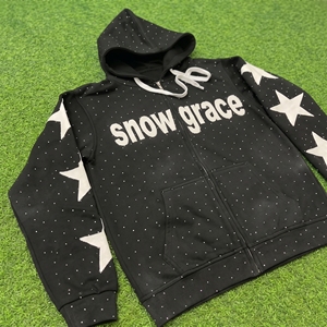 Sweat-shirt à capuche noir Snow Grace avec motif de points étoiles blancs, décontracté, unisexe, vêtement d'hiver, coupe classique - Product Image 2