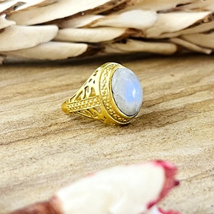 Anillo Boho de Piedra Lunar de Alta Calidad, Joyería Boho de Latón para Mujer, Chapado en Oro de 18k, Anillo Tribal Vintage para Venta al por Mayor/OEM/ODM - Product Image 1