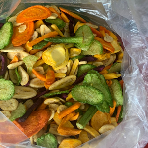 Mélange de légumes et de jaca séchés naturels du Vietnam, en sachet sous vide de 7 kg, pour des collations croustillantes, fourni par 99 Gold Data - Product Image 1