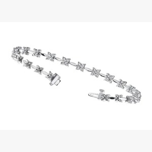 Sparkling Prong <b>Set</b> Round 4.40 Carats Tennis Bracelet White LAB - GROWN l Earth Mined Diamond - Product Image 1