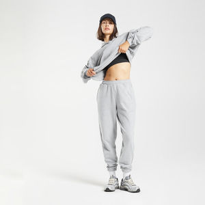 Pantalones deportivos de mujer al por mayor, personalizados, de cintura alta, de forro polar, estilo casual cargo, para invierno, con logo de encaje y patchwork de 2 colores - Product Image 6