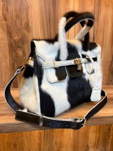 Sac fourre-tout en cuir de vachette noir et blanc pour femmes, sac à main occidental fait main - Product Image 3