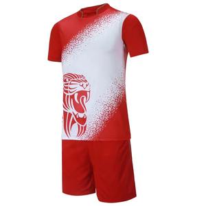 ชุดฟุตบอลผู้ชายทรงสลิมฟิต ใส่สบาย ระบายอากาศได้ดี / ชุดฟุตบอลผู้ชายคุณภาพสูง 100% ขายส่ง - Product Image 2