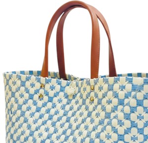 Wholesale Blue And White Floral Pattern Handmade <b>Bag</b> And Handbag With Brown Leather Handles For Summer <b>Beach</b> - Product Image 3