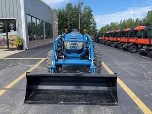 Tracteur LS MT225S avec pelle rétrocaveuse, moteur 50 CV et boîte de vitesses automatique haute capacité À VENDRE Près de MOI 2022 - Product Image 2